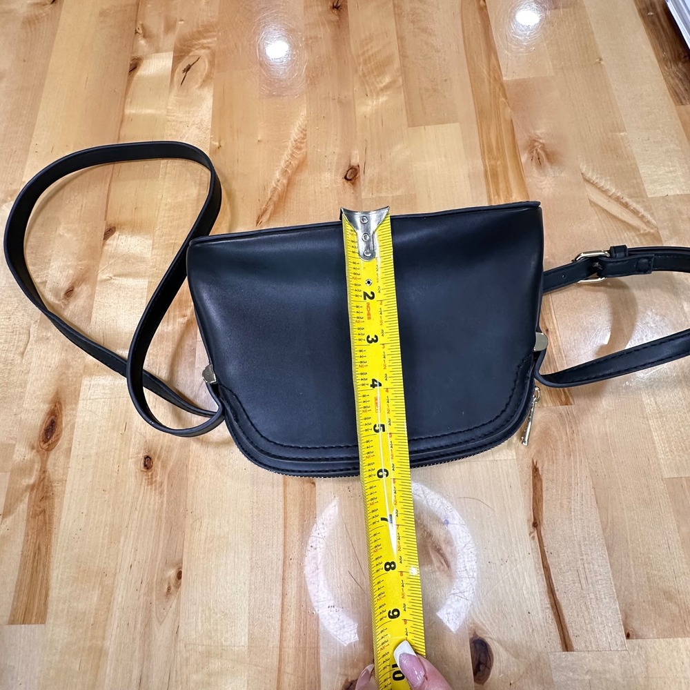 A New Day Crossbody Bag Women Small Black Excellent‎ Minimalist Dome Purse - Picture 7 of 8